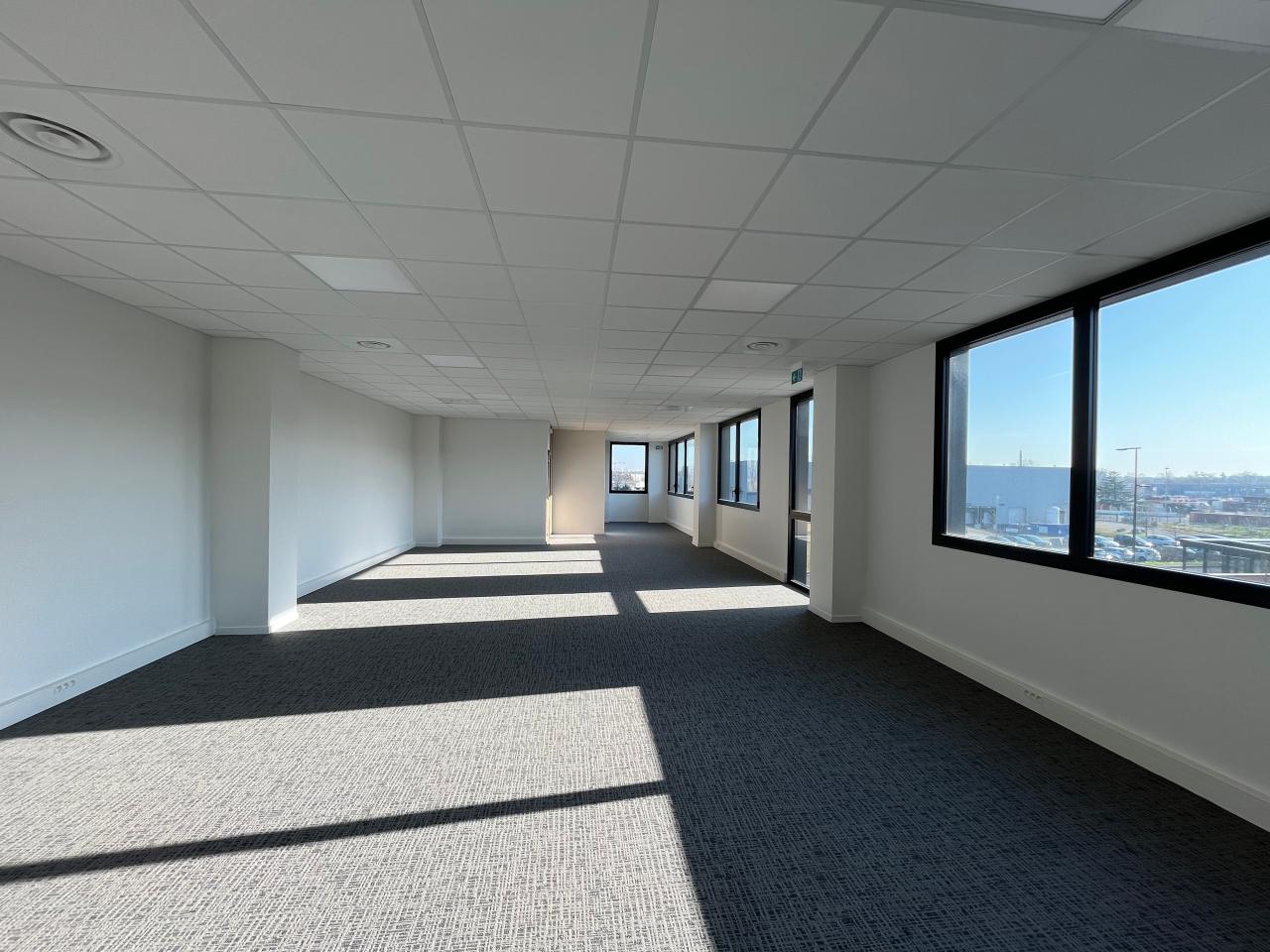 Local d'activité Saint-Priest 5128m² Location local d'activité Saint-Priest Rhône OLACT2309273 15